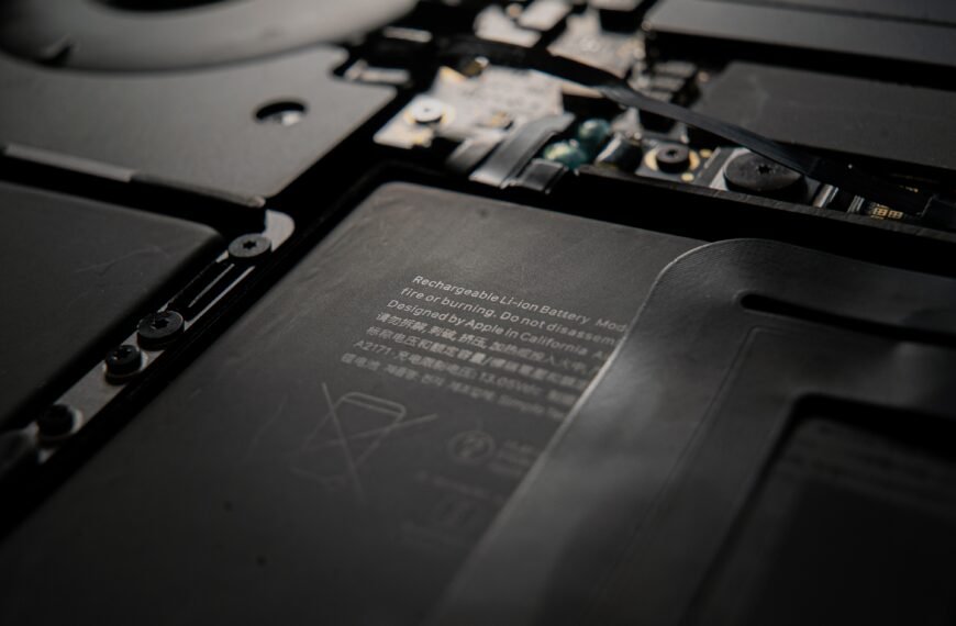 iFixit Petitions FTC for Stronger Right to Repair Rules