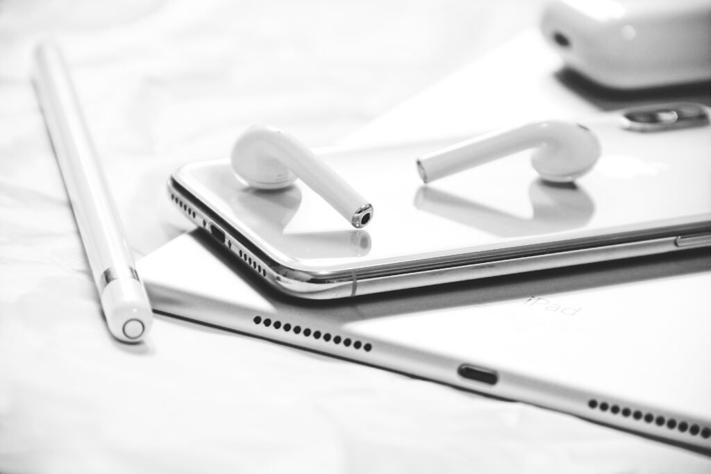 How to Reset Apple AirPods and AirPods Pro to Factory Settings