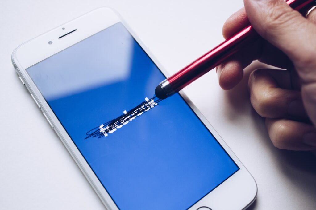 How To Turn Blue Light Off On Iphone
