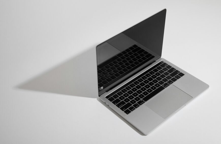 Apple Offers Refurbished 14-inch M3 MacBook Pro at Discounted…