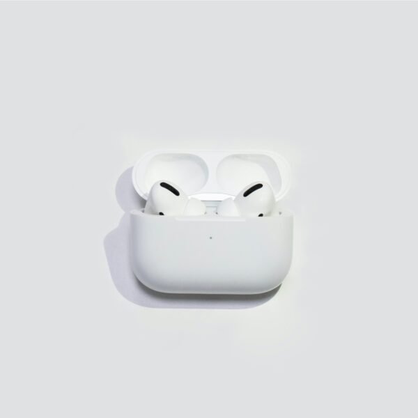 Apple Still ‘Exploring’ New AirPods With Tiny Cameras