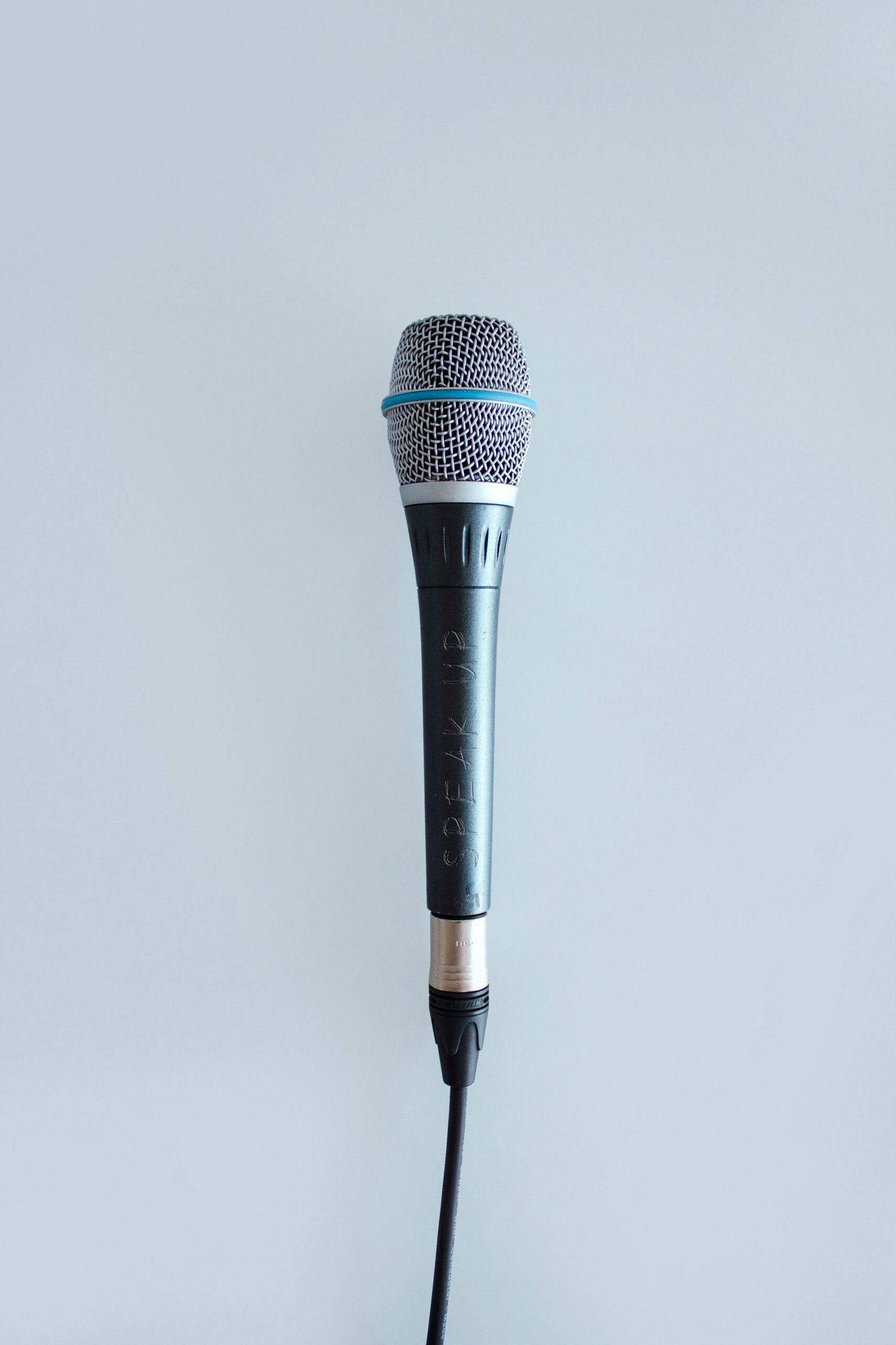 Where Is The Microphone On Iphone Xr