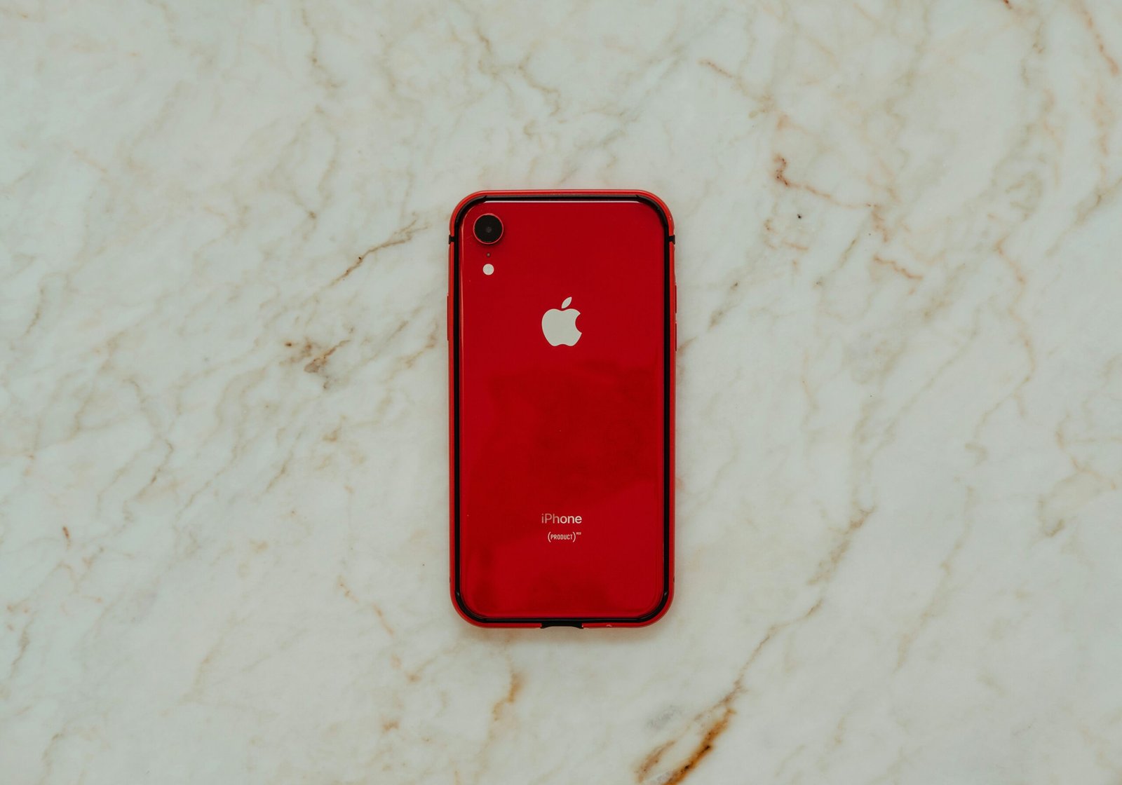 Where Is The Microphone On Iphone Xr